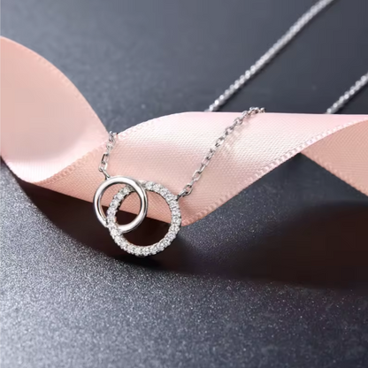 Colgante Aros Entrelazados Para Mi Hija (Con Carta Dedicatoria a Escoger)