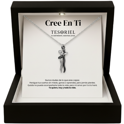 Colgante Abrazo Eterno Plata/Negro con Cartas Especiales Cree en Ti - Tesoriel
