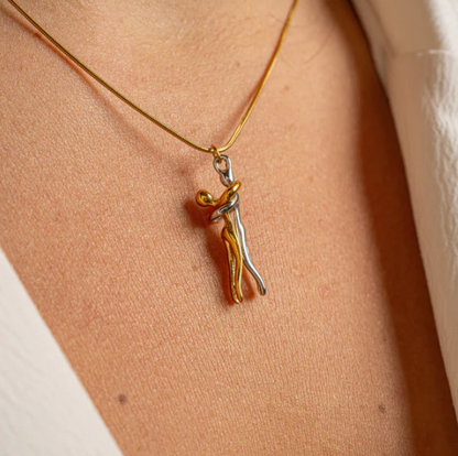 Colgante Abrazo Eterno Plata Oro Personalizable - Tesoriel