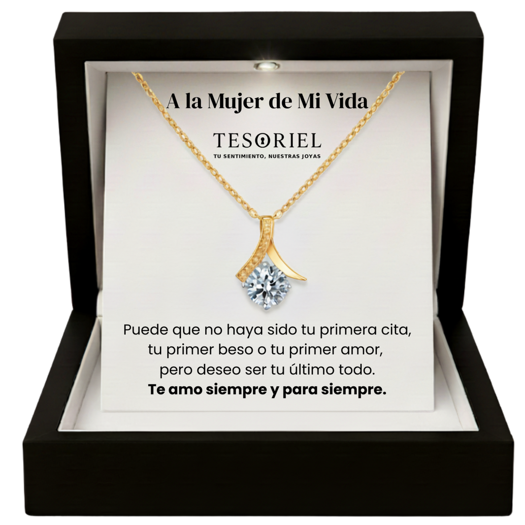 Colgante Flor del Alma Dorado con Cartas Especiales A la Mujer de Mi Vida - Tesoriel