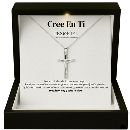 Colgante Cruz con Cartas Especiales